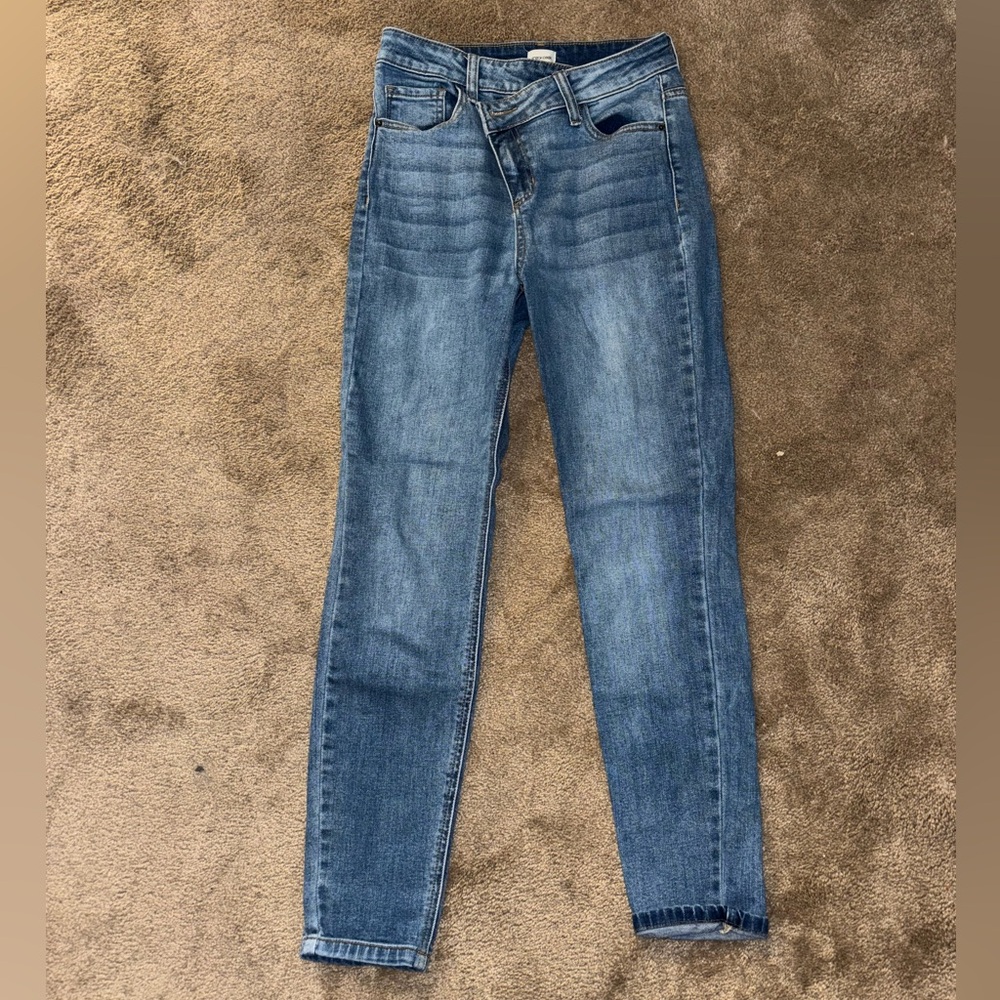 Crossover Jeans